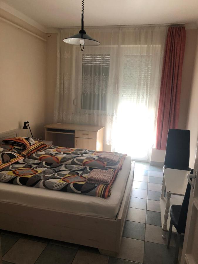 Tulipan Vendeghaz Apartment Hajduszoboszlo Exterior photo